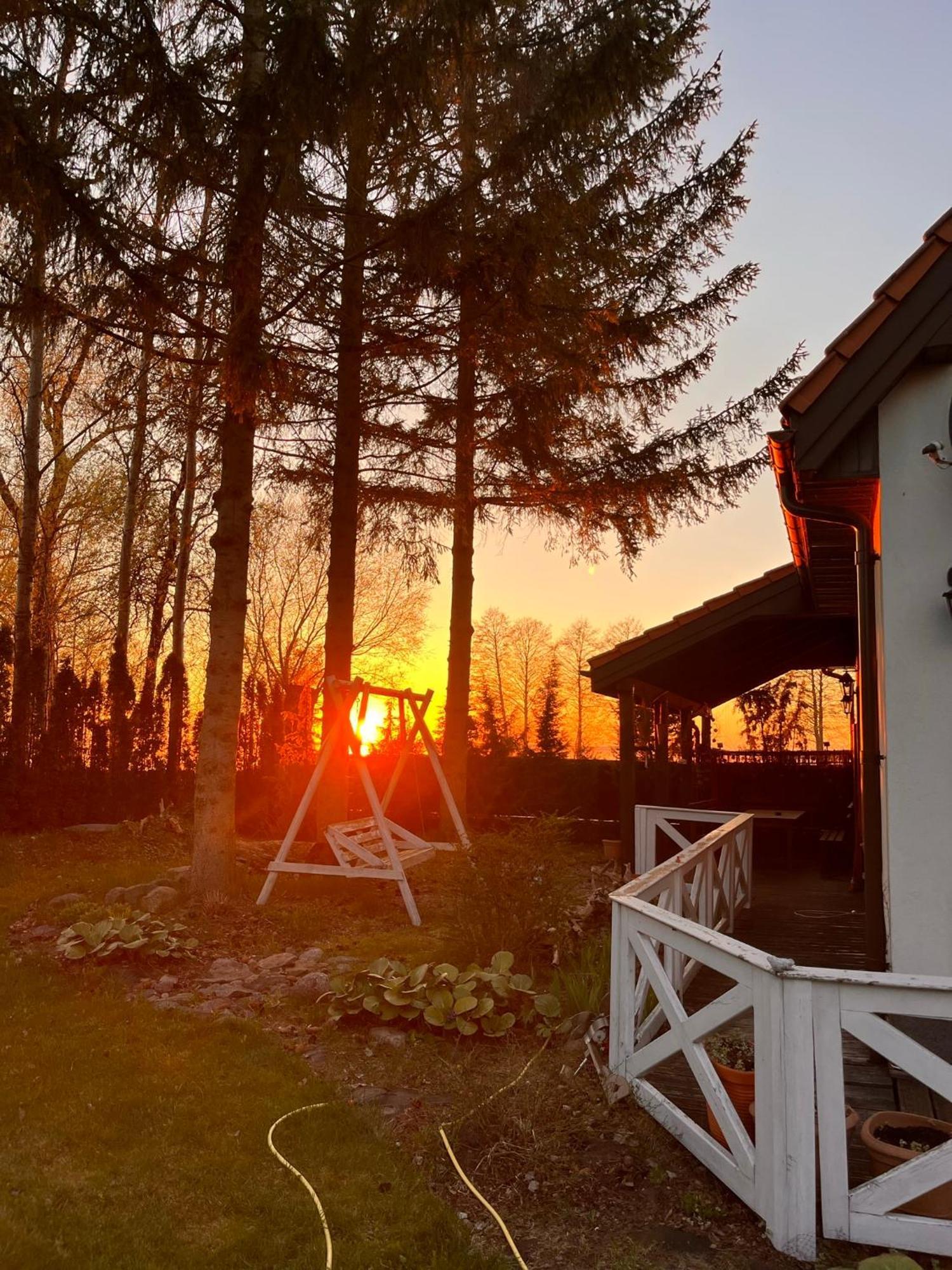 Uroczy Dom Nad Jeziorem Sniardwy Tuz Obok Plazy Nowe Guty Exterior foto